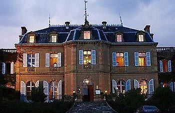 Chateau De Larroque Gimont Buitenkant foto